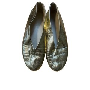 Peche Gold Metallic Leather V-Cut Ballet Flats Shoes Size 37